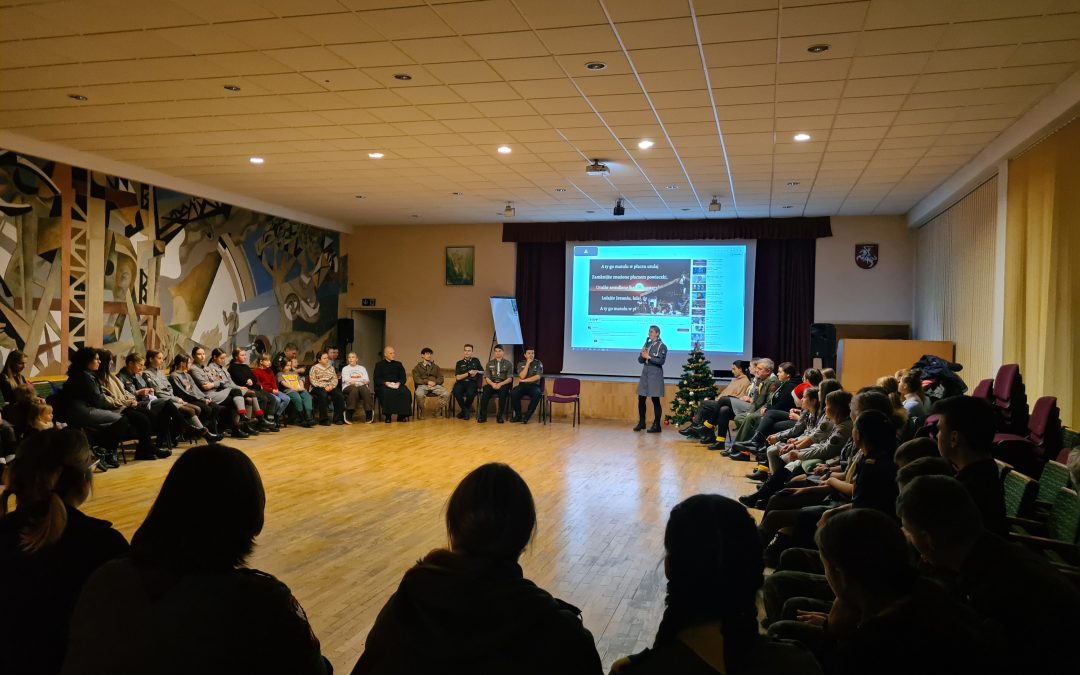 Harcerskie łamanie się opłatkiem